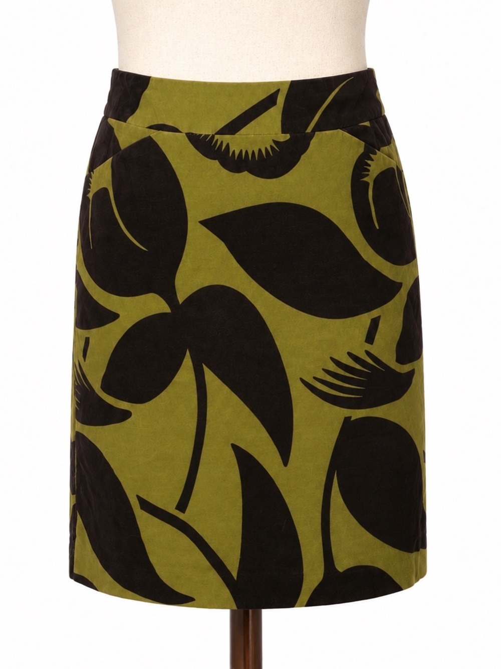 Boden velvet Olive Green Floral Print Pencil Skirt. Back faux pockets. 4